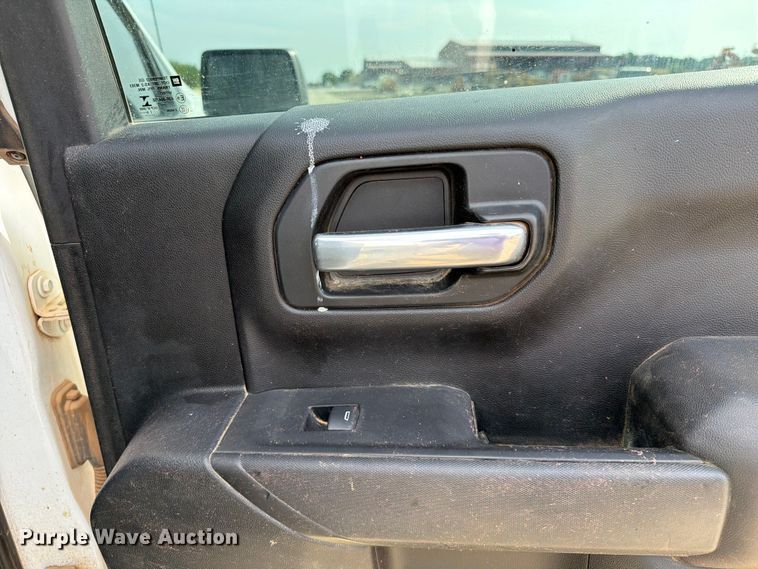 image for item FI0310 2020 Chevrolet Silverado Crew Cab pickup truck