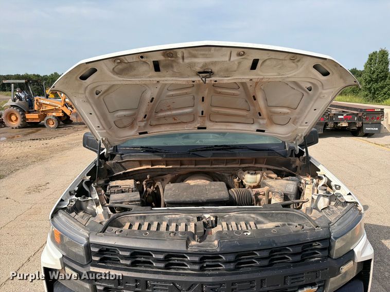 image for item FI0310 2020 Chevrolet Silverado Crew Cab pickup truck