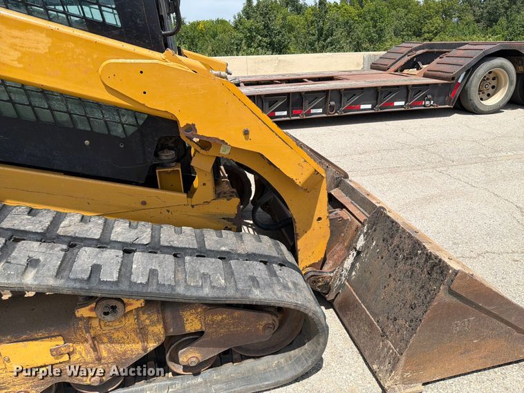 image for item FI0311 2014 Caterpillar 289D tracked skid steer loader