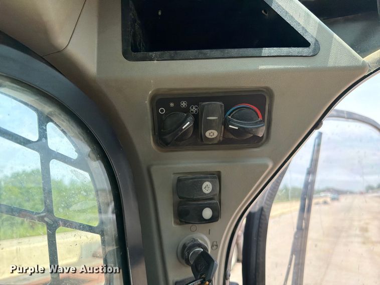 image for item FI0311 2014 Caterpillar 289D tracked skid steer loader