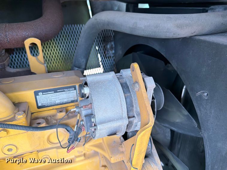 image for item FI0312 2005 Sullair 375 air compressor