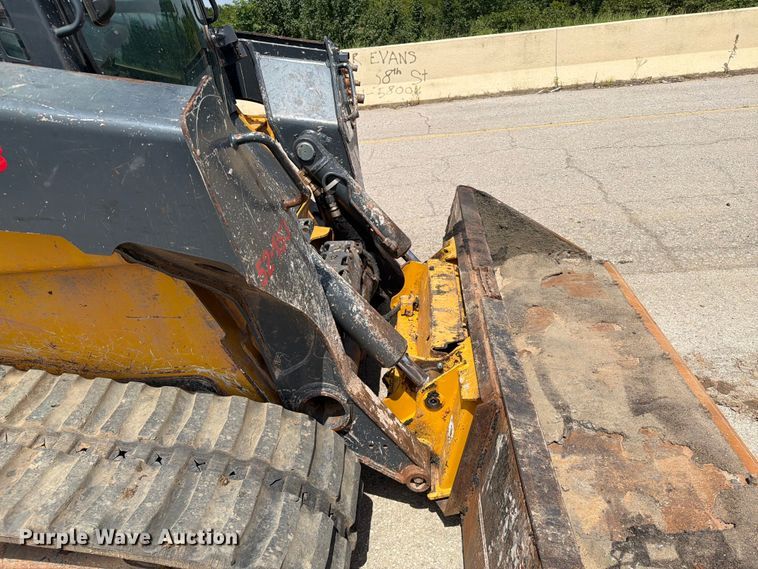 image for item FI0313 2019 John Deere 331G tracked skid steer loader