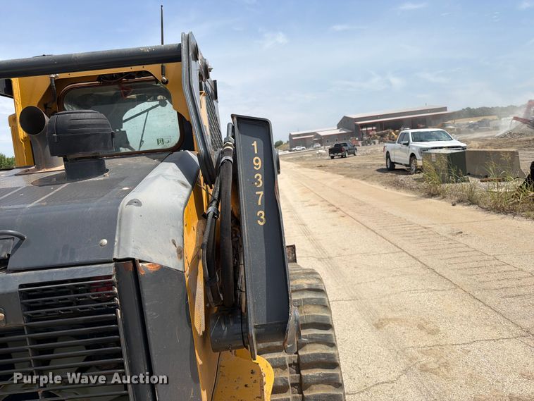 image for item FI0313 2019 John Deere 331G tracked skid steer loader