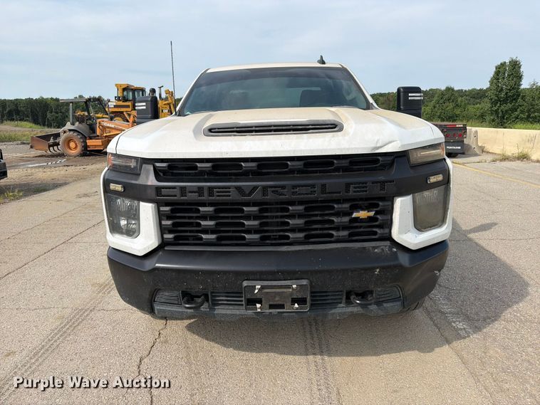 image for item FI0314 2020 Chevrolet Silverado 2500HD Crew Cab pickup truck