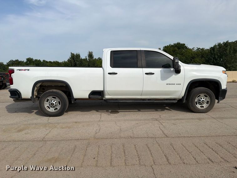 image for item FI0314 2020 Chevrolet Silverado 2500HD Crew Cab pickup truck