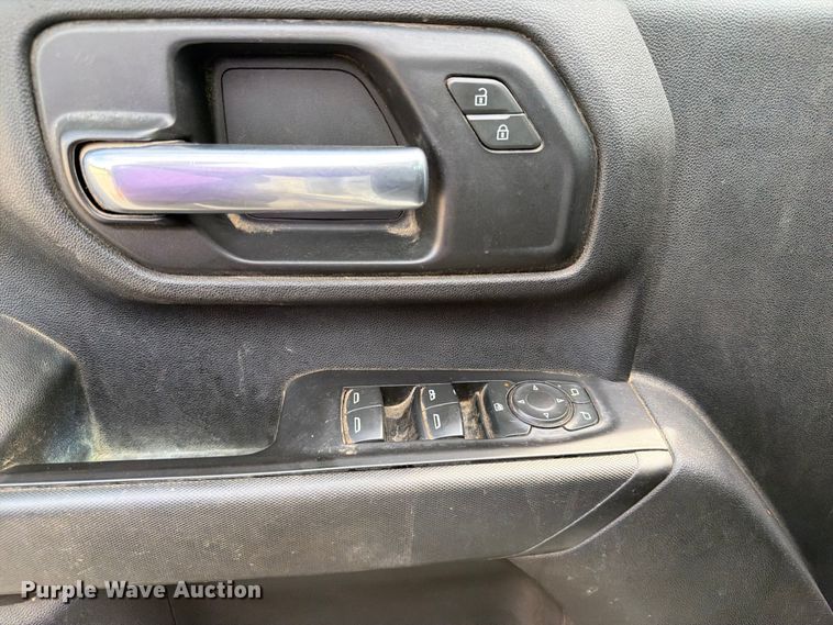image for item FI0314 2020 Chevrolet Silverado 2500HD Crew Cab pickup truck