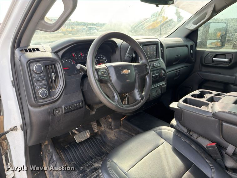 image for item FI0314 2020 Chevrolet Silverado 2500HD Crew Cab pickup truck