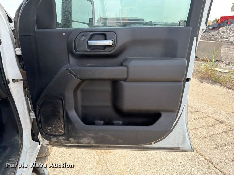 image for item FI0314 2020 Chevrolet Silverado 2500HD Crew Cab pickup truck