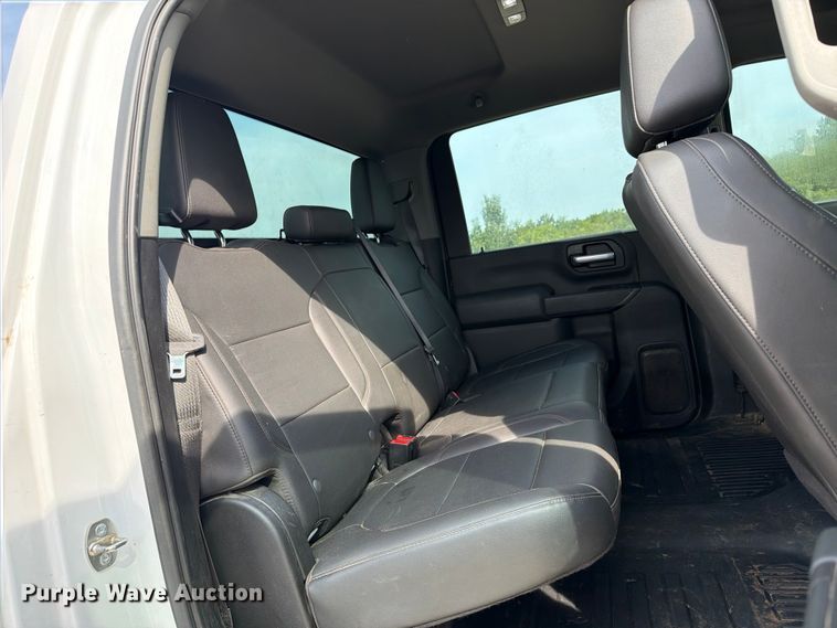 image for item FI0314 2020 Chevrolet Silverado 2500HD Crew Cab pickup truck