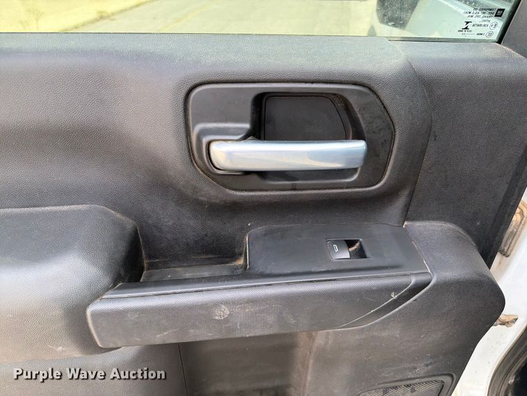 image for item FI0314 2020 Chevrolet Silverado 2500HD Crew Cab pickup truck