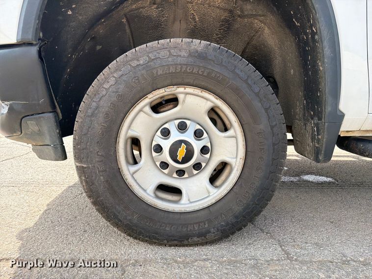 image for item FI0314 2020 Chevrolet Silverado 2500HD Crew Cab pickup truck