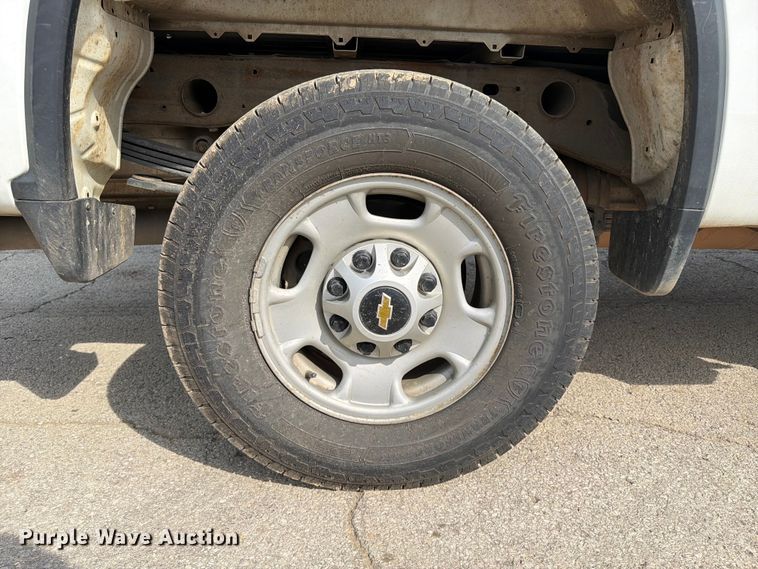 image for item FI0314 2020 Chevrolet Silverado 2500HD Crew Cab pickup truck
