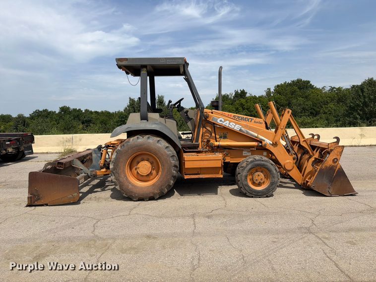 image for item FI0315 2007 Case 570M XT landscape tractor