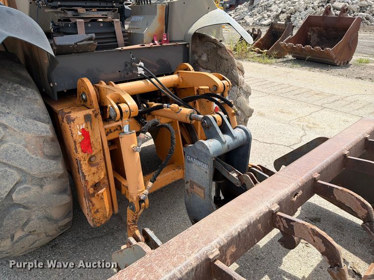 image for item FI0315 2007 Case 570M XT landscape tractor