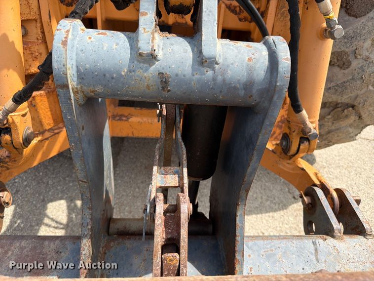 image for item FI0315 2007 Case 570M XT landscape tractor