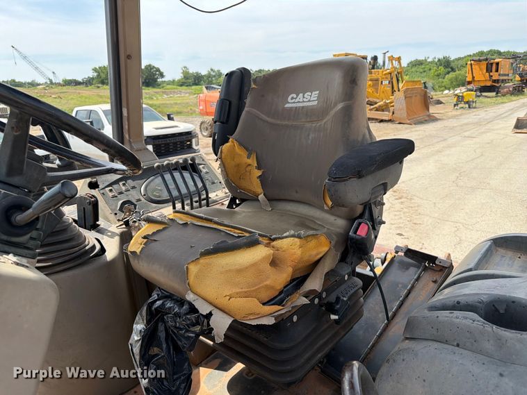 image for item FI0315 2007 Case 570M XT landscape tractor