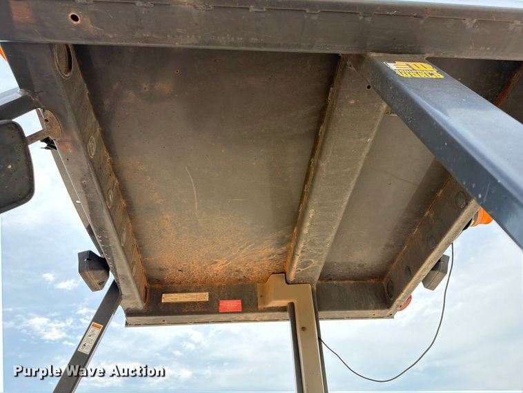 image for item FI0315 2007 Case 570M XT landscape tractor