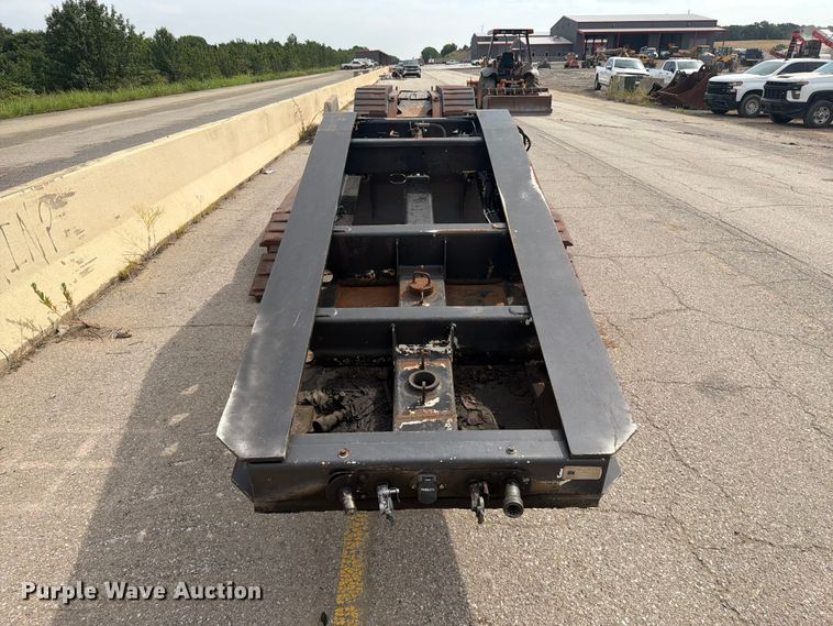 image for item FI0316 2007 Trail King TK110HDG-533 lowboy equipment trailer