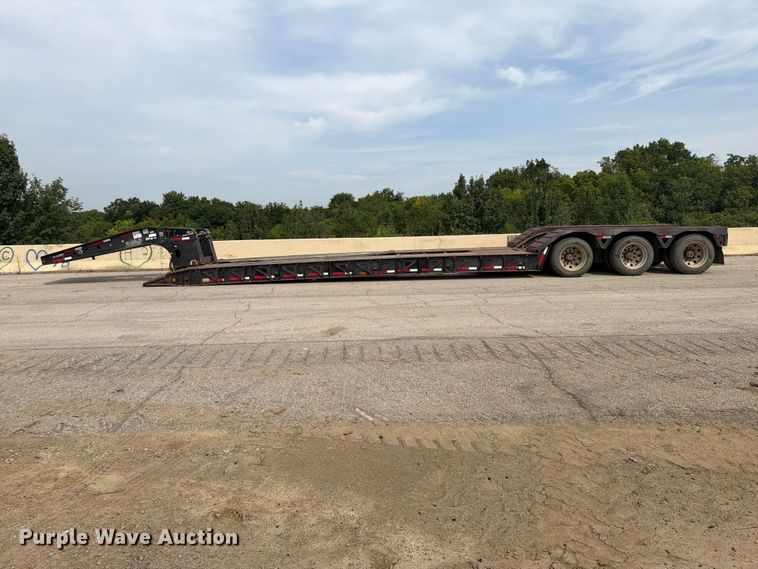 image for item FI0316 2007 Trail King TK110HDG-533 lowboy equipment trailer