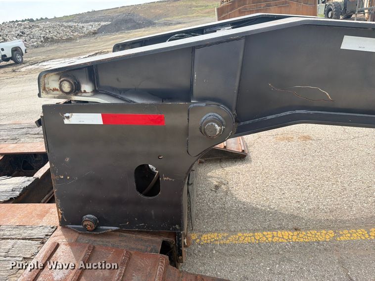 image for item FI0316 2007 Trail King TK110HDG-533 lowboy equipment trailer