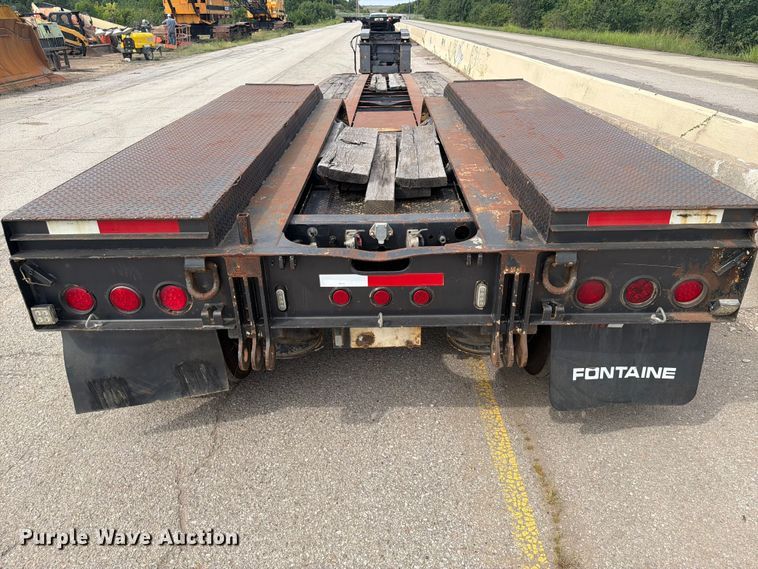 image for item FI0316 2007 Trail King TK110HDG-533 lowboy equipment trailer