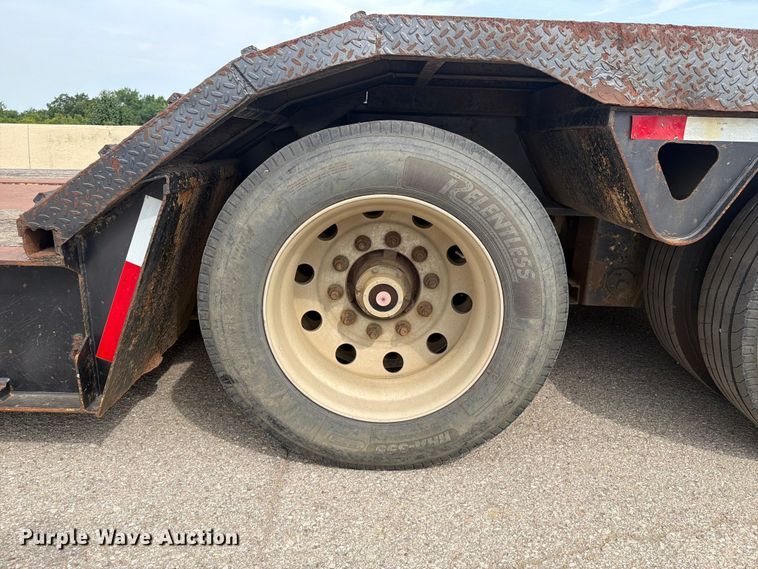 image for item FI0316 2007 Trail King TK110HDG-533 lowboy equipment trailer
