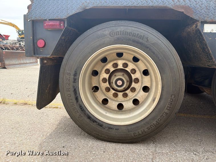 image for item FI0316 2007 Trail King TK110HDG-533 lowboy equipment trailer