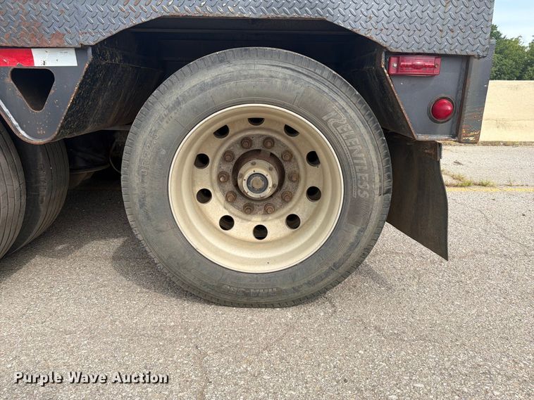image for item FI0316 2007 Trail King TK110HDG-533 lowboy equipment trailer