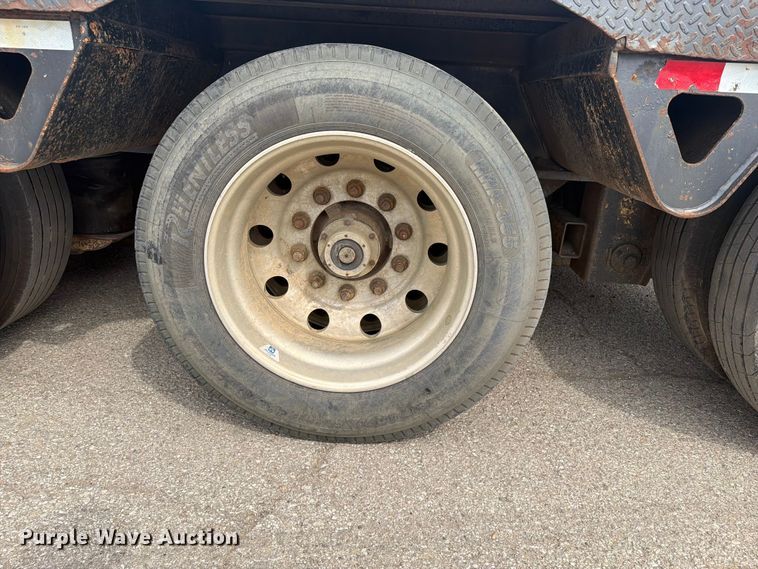 image for item FI0316 2007 Trail King TK110HDG-533 lowboy equipment trailer