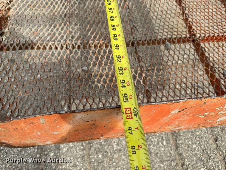 image for item FI0317 2011 JLG 600S boom lift