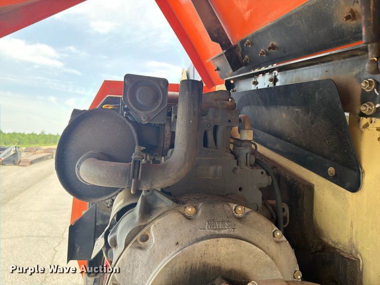 image for item FI0317 2011 JLG 600S boom lift