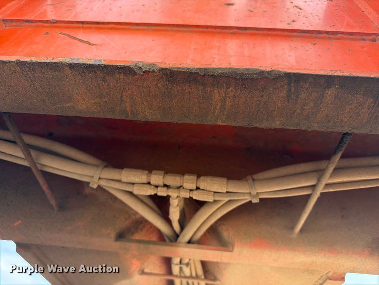 image for item FI0317 2011 JLG 600S boom lift
