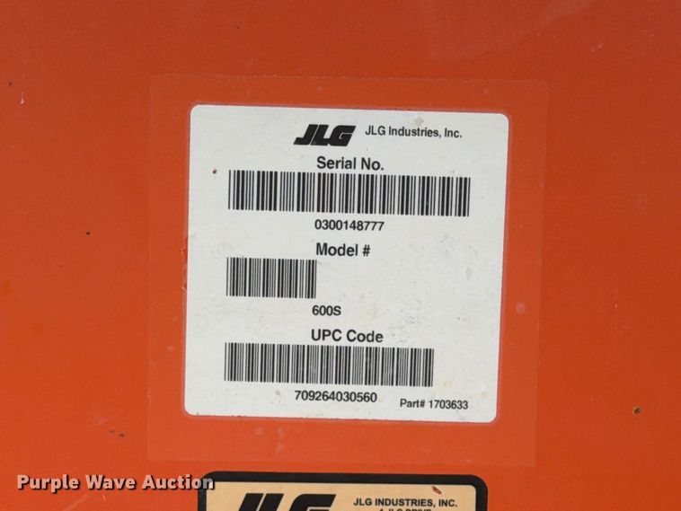image for item FI0317 2011 JLG 600S boom lift