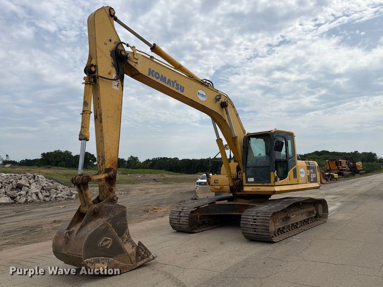2009 Komatsu PC220LC-8 excavator