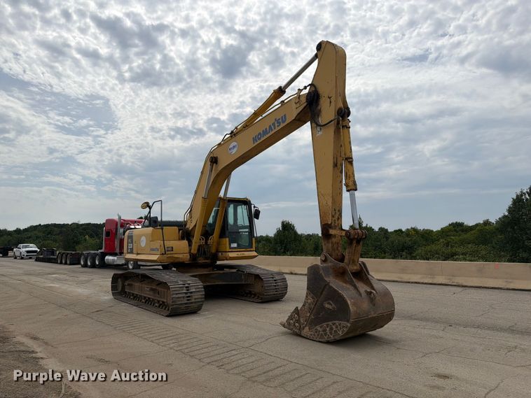 image for item FI0319 2009 Komatsu PC220LC-8 excavator