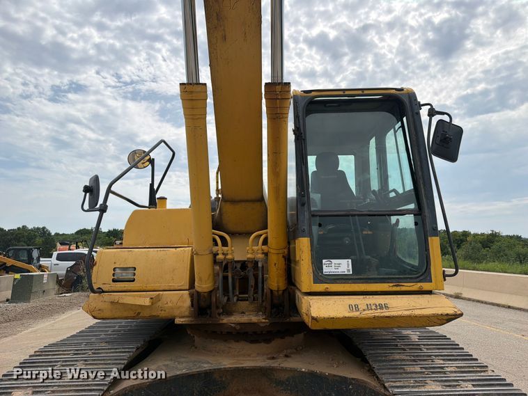 image for item FI0319 2009 Komatsu PC220LC-8 excavator