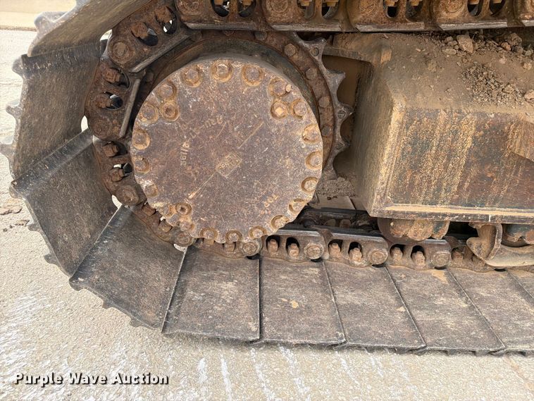 image for item FI0319 2009 Komatsu PC220LC-8 excavator