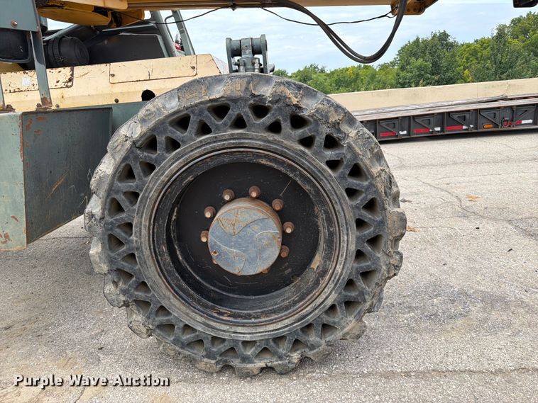 image for item FI0320 Gehl RS8-44 telehandler