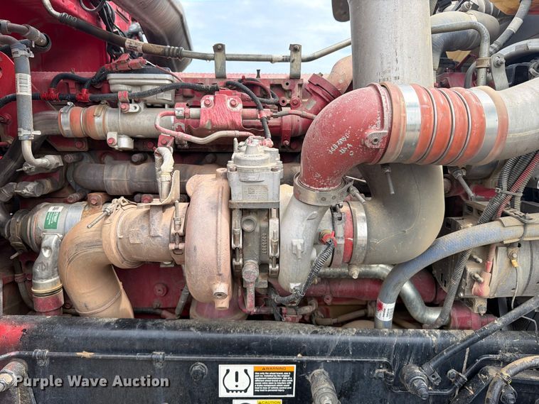 image for item FI0321 2018 Peterbilt 389 semi truck