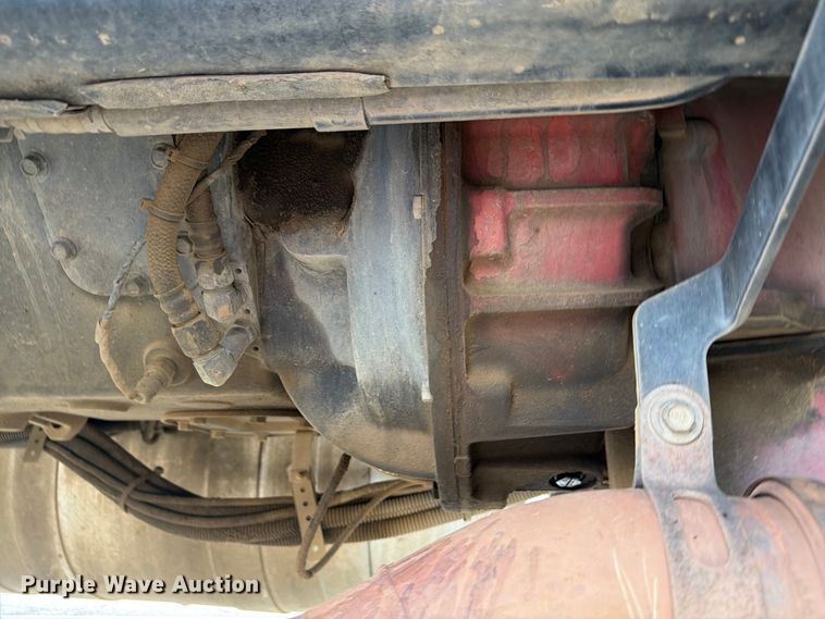 image for item FI0321 2018 Peterbilt 389 semi truck