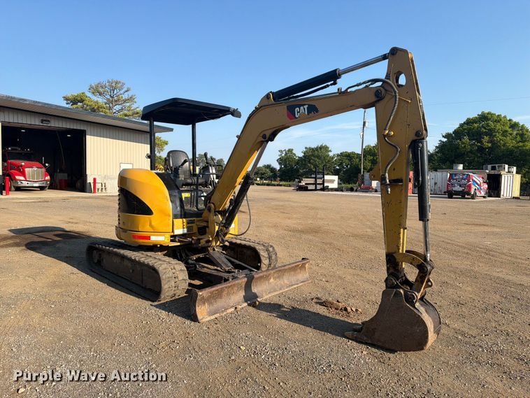 image for item FI0333 2012 Caterpillar 304D CR mini excavator