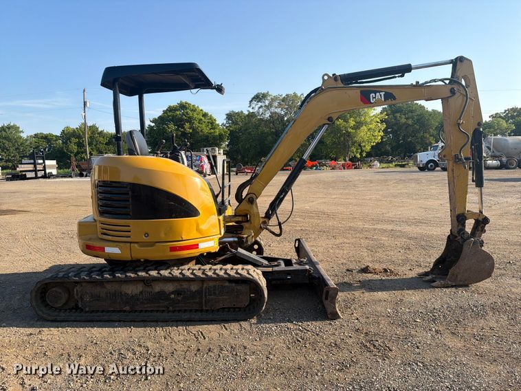 image for item FI0333 2012 Caterpillar 304D CR mini excavator