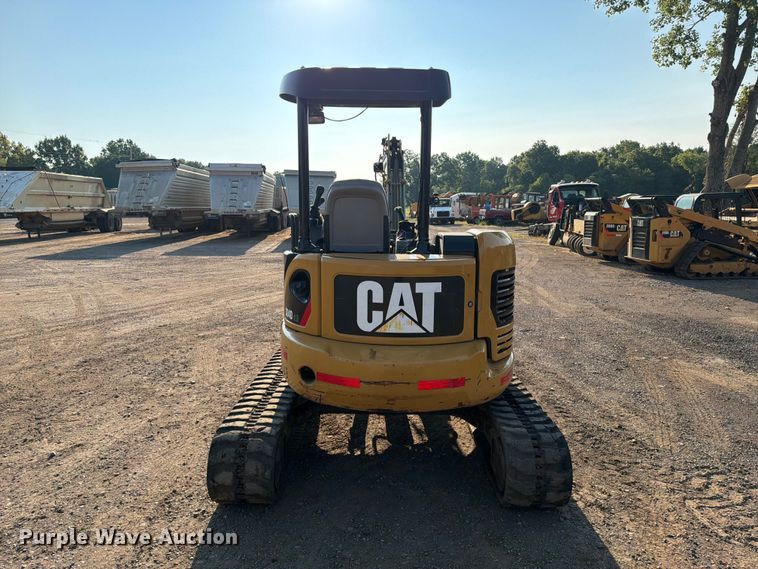 image for item FI0333 2012 Caterpillar 304D CR mini excavator