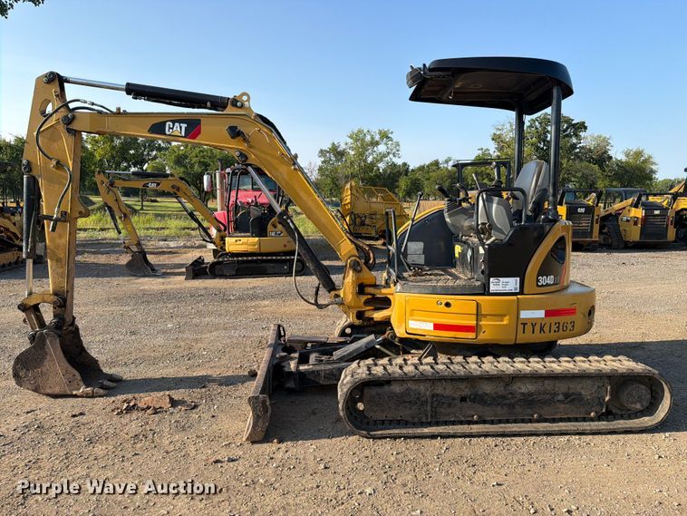image for item FI0333 2012 Caterpillar 304D CR mini excavator
