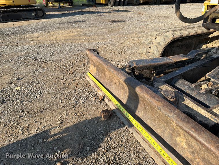 image for item FI0333 2012 Caterpillar 304D CR mini excavator
