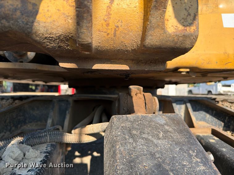 image for item FI0333 2012 Caterpillar 304D CR mini excavator
