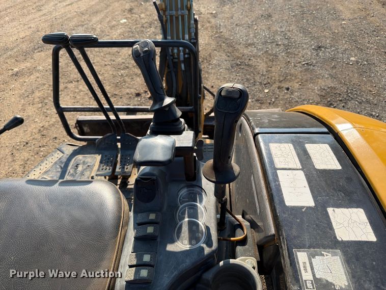 image for item FI0333 2012 Caterpillar 304D CR mini excavator