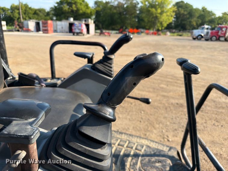 image for item FI0333 2012 Caterpillar 304D CR mini excavator