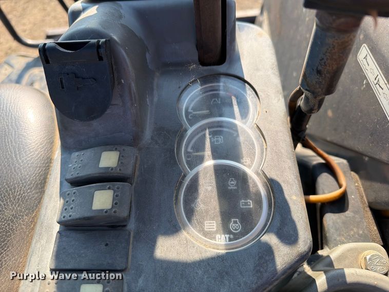 image for item FI0333 2012 Caterpillar 304D CR mini excavator