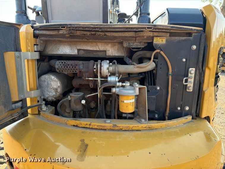 image for item FI0333 2012 Caterpillar 304D CR mini excavator